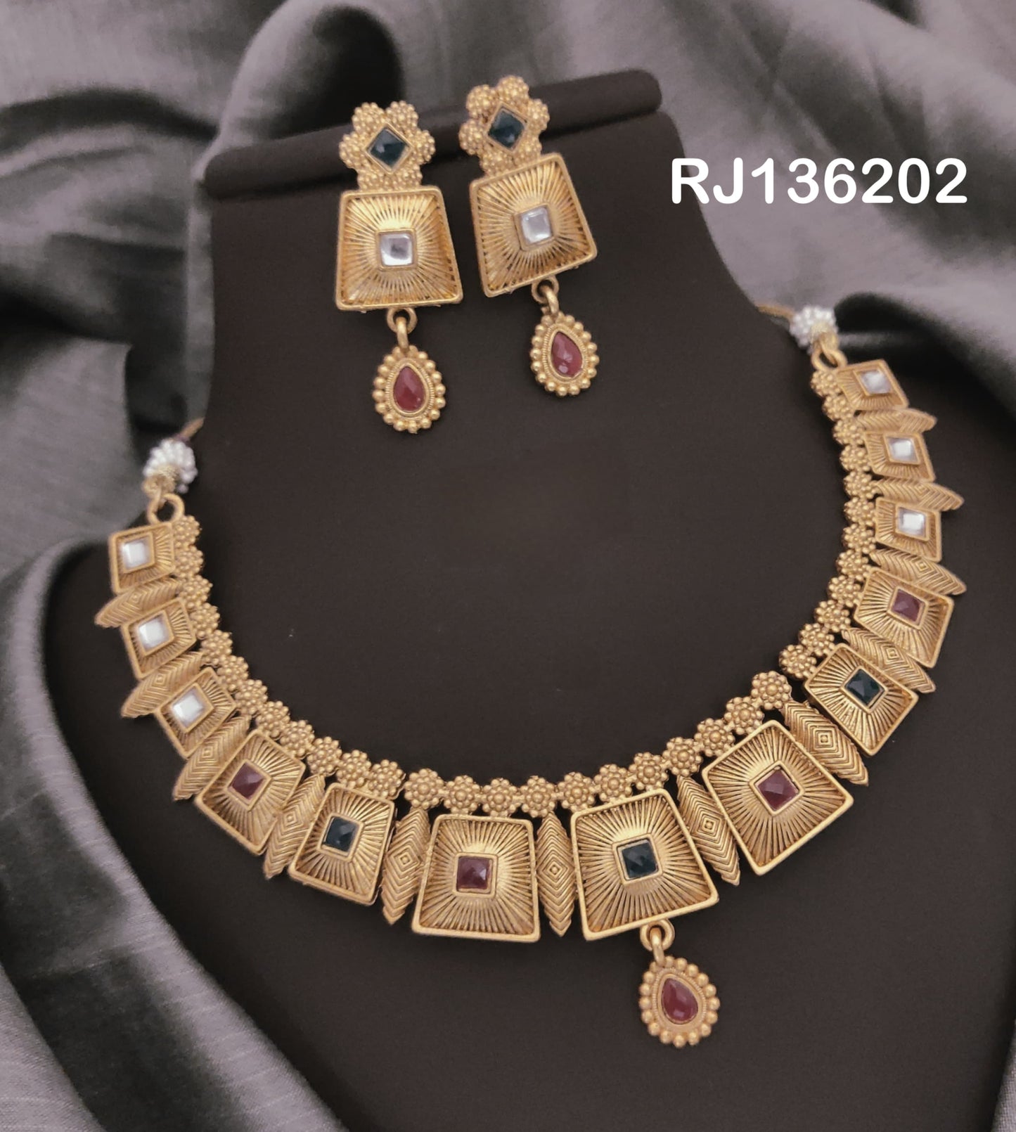 Gold Traditional Jewelry