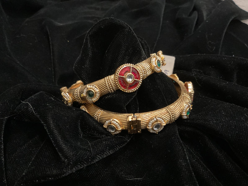 Gold-Plated Bangles Set – Design 01