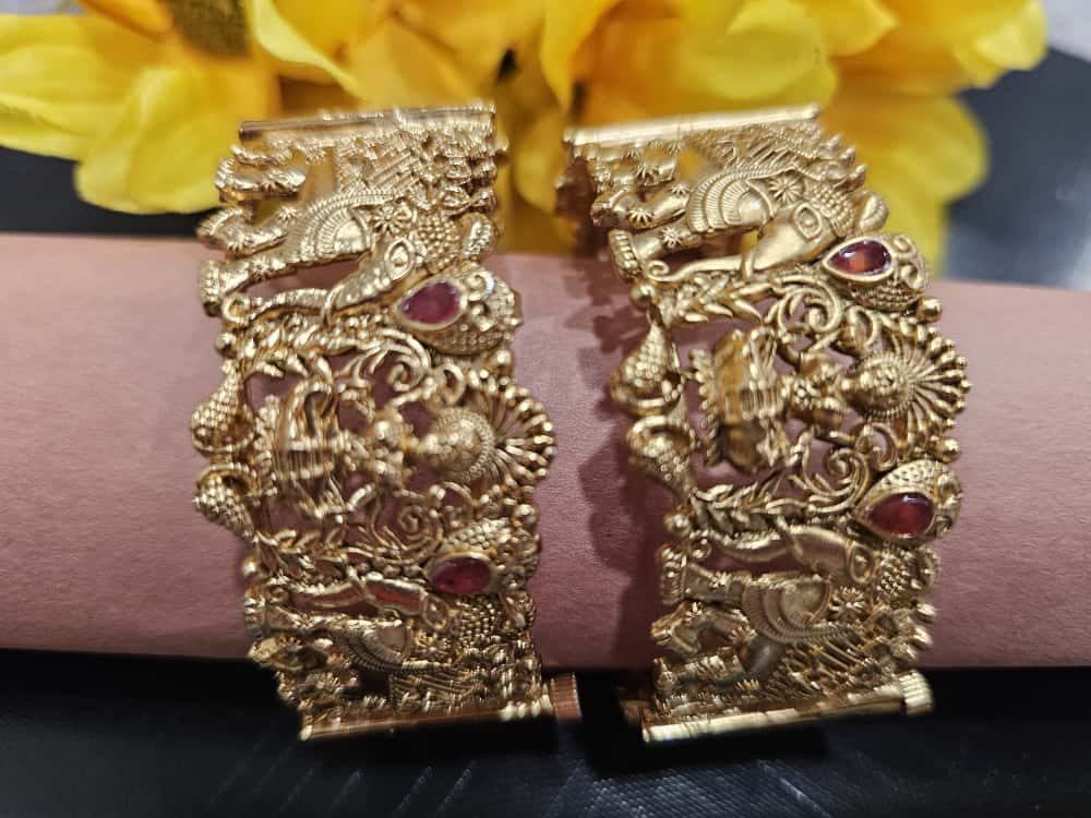 Rajwadi GOLD KADA collection