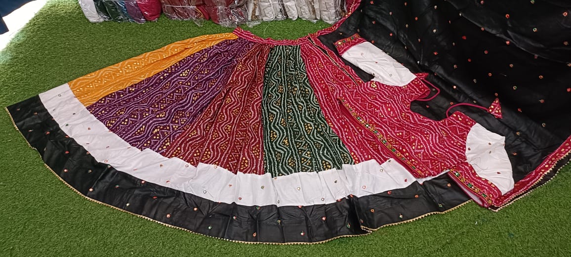 Bandani stripped lehenga