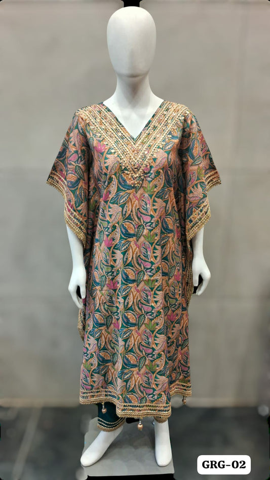 KAFTAN SUITE WITH PAINT