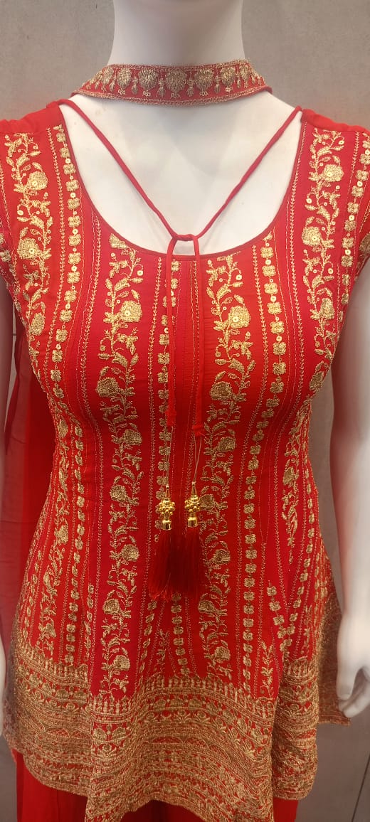 DESIGNER SUITE WITH PLAZO